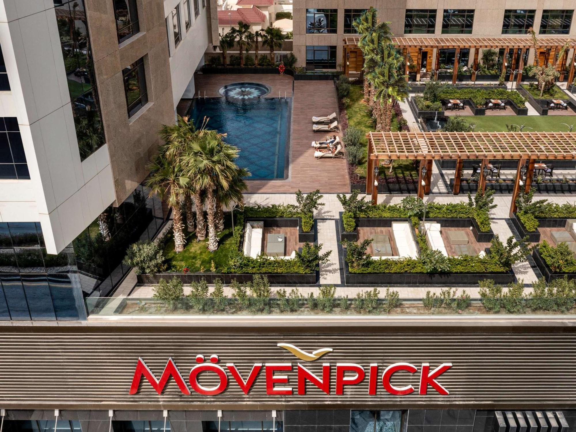 Movenpick Hotel And Residences Riaad Buitenkant foto Movenpick Hotel, Cairo